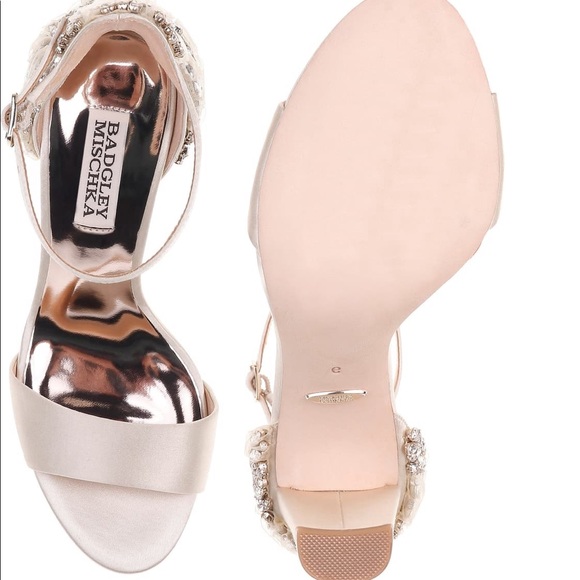 Badgley Mischka heels - Picture 4 of 6